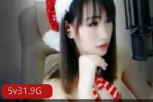 一个超级活泼的妹子,户外直播时各种逗比。