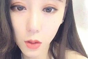 艾薇儿Baby美貌与智慧结合，神曲Innocent带你进入梦幻世界