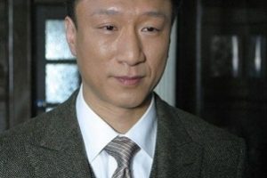 经典之作《潜伏》：孙红雷领衔主演，豆瓣评分9.4，现已上线阿里云！