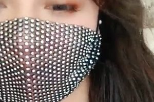 精选女主播：大学生{{杜撰一个姓名}}，勇敢追求梦想，活出精彩人生