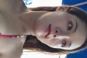 美女视频大罩杯长腿翘臀比基尼美女1V9.45G百度云下载