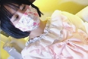 2V游戏虫哥瑶酱妹子装备