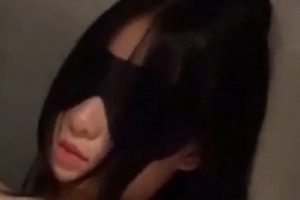 妹子风可爱条纹过膝袜