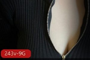 00后小萌妹243V9.3GF车灯高叉泳衣渔网袜