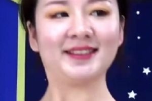 1.日月阿彩-小蟹小轩呼啦民族舞舞蹈服装2.3V百度盘-电子数据存储解决方案