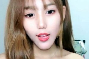 精选女主播无名小妖作品合集：颜值高、身材丰满、人间精选，修炼成狐狸成精，化作人形！