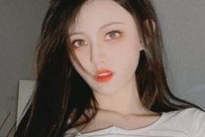 粉嫩身材：LUCKYYCXYHLXY精选妹子烧包，推高颜值！