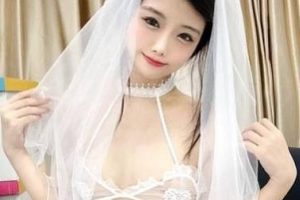 紫薇婚纱秀1V1.4G，颜值身材双重享受！光“阴”bao鱼可可爱爱，网友表情管理天赋，立即收藏下载！