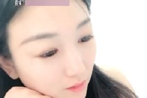 心血来潮的美少妇与对话超奇妙的商品