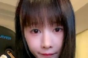 纯欲系天花板美少女！脱掉内裤无毛某处！掰开某处超紧致[1V+363MB][百度盘]