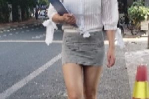 视频超短包臀裙高跟胖臀美女