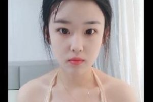 小灵儿重磅出击，清晰小学妹进入，3V-3.2G视频下载观看