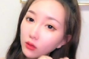 限时特惠快手精品百万美妆博主卿卿有尺度私拍DVD