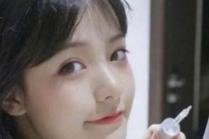 快手人气女选手吃货旺财资源合集1.7G，纯洁奔放反差婊绅士必看