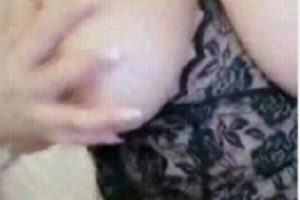 绝美女神紫微：超大E罩杯惊艳全场，打粑粑挑战大放异彩