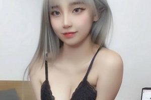 颜值身材车灯表演手套下水道棒棒糖好评宝藏级观看1小时25分钟