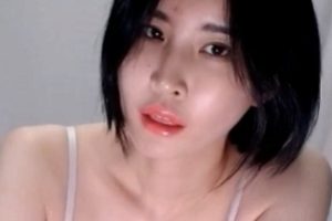 韩国主播H级御姐按摩视频合集17.4GG高清10部精彩内容