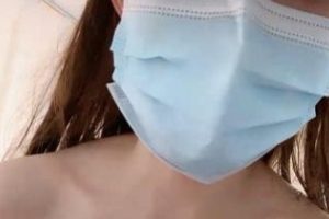 绿播完美粉嫩身材乔乔妹妹最新合集1V1G，终于下水