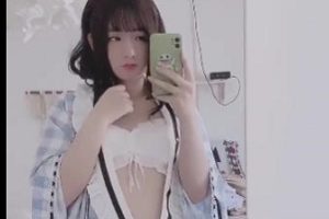 推特可爱TS精品视频合集471V4.2G，自拍短视频，手动道具，介意者慎拍！