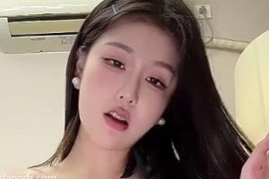 网红短视频小野猫最新合集76V2.1G，清纯女神道具秀