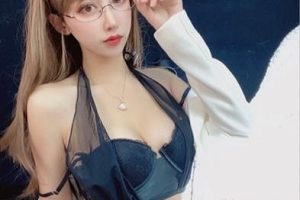 推特玖尾酱反差萌视频合集多部多G太水嫩了