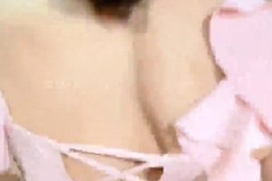 泡温泉视频小狗房东温泉门原创1v524m感觉